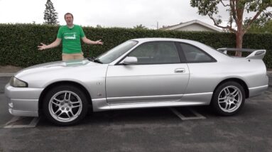 The R33 Nissan Skyline GT-R Is a Japanese Sports Car Icon